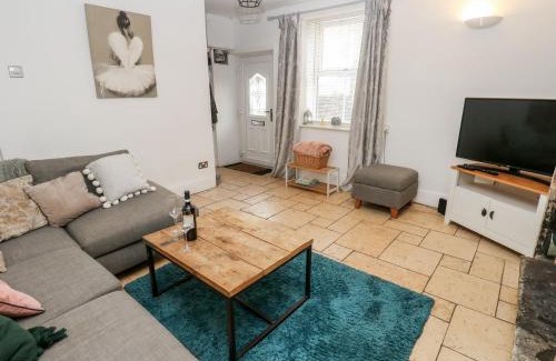 Horsforth House | The Cottage