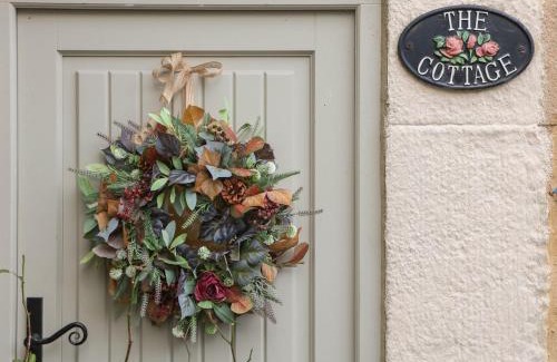 Castleton House | The Cottage on the Island