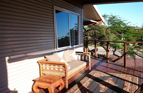 Drummond Cove Apartment | The Cove - Oceanside Accommodation