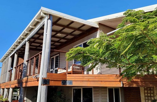 Drummond Cove Apartment | The Cove - Oceanside Accommodation