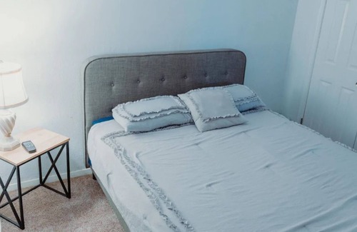 Biggs Field Apartment | The Cozy 3BR Home 🐶| Near Ft Bliss | MultiPlex