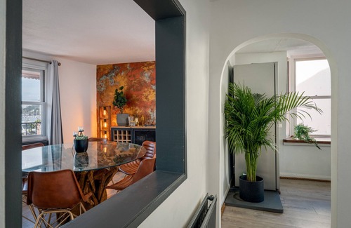 Teignmouth Apartment | The Crab Shack - directly on beach, private balconies
