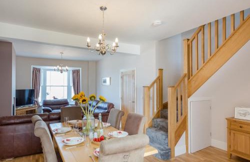 Appledore House | The Crab Shell