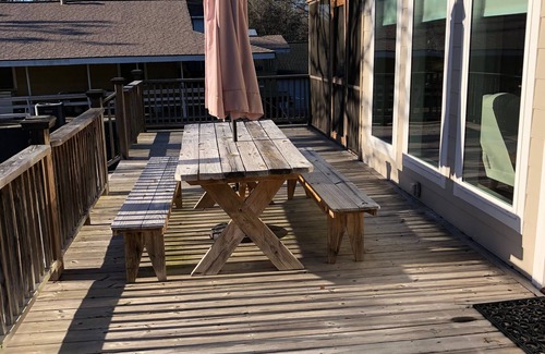Huger House | The Creek House is super nice and country quiet. Come and enjoy!