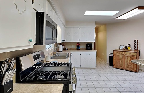 Ruidoso House | The Crow's Nest | Wooded Views + Game Room!
