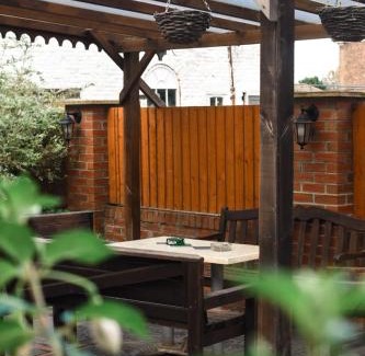 Long Sutton Hotel | The Crown and Woolpack