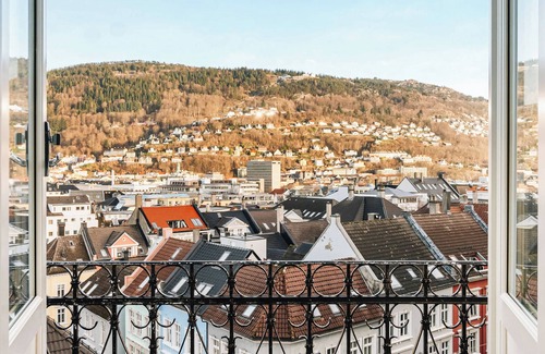 Engen Apartment | The Crown of Bergen | Smart-Luxury Penthouse 360° Views