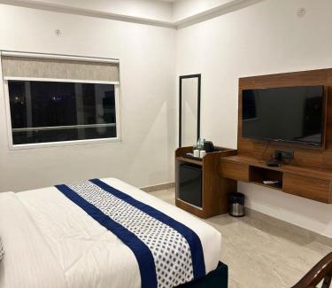 Greater Noida Hotel | The Crown Prince