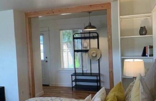 Langley Apartment | The Den- The Courtyard
