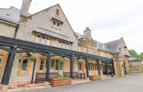 Heligan Cottage | THE DEVON DRIFT AT HARCOMBE HOUSE, family friendly in Chudleigh