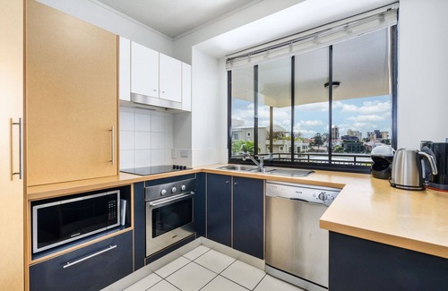 Kangaroo Point Apartment | The Docks on Goodwin