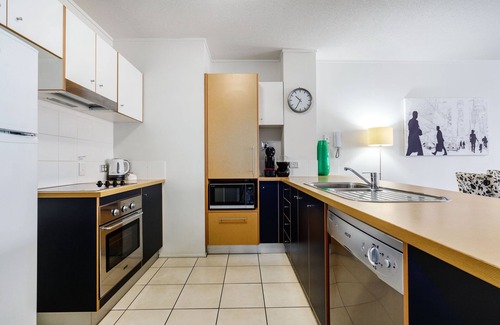 Kangaroo Point Apartment | The Docks on Goodwin