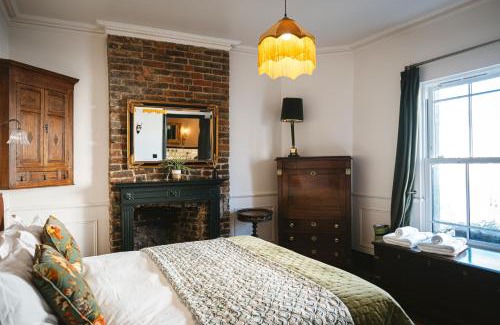Hastings Hotel | The Doghouse Inn