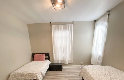 Alice House | The Doll House
