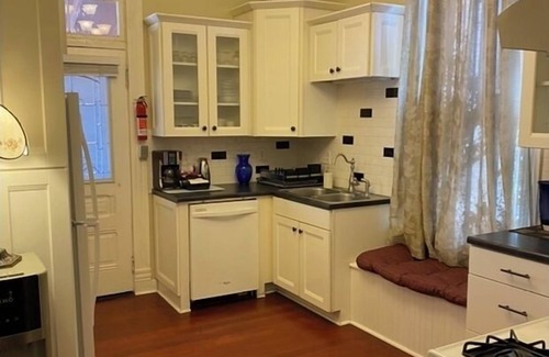 Downtown Tucson House | The Downtown House/Suite-One Bedroom/One Bath- Full house in Downtown Tucson