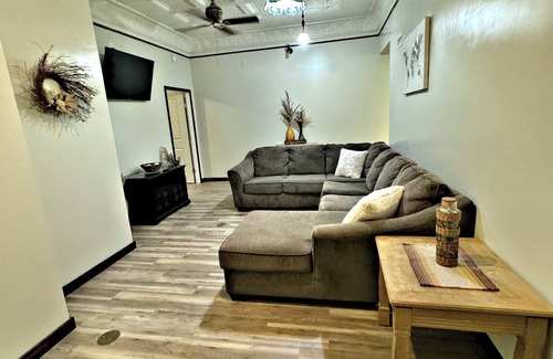 Mountain View Apartment | The Downtown Nook