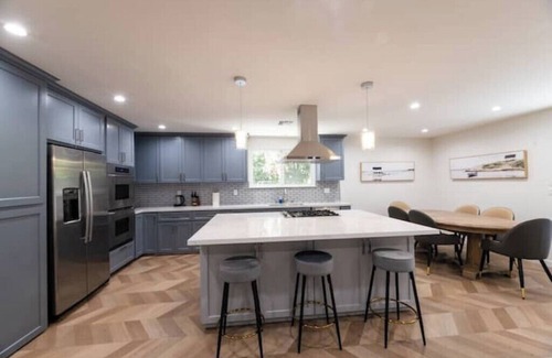 Woodland Hills House | The Dream House