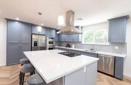 Woodland Hills House | The Dream House