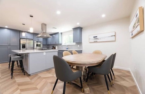 Woodland Hills House | The Dream House