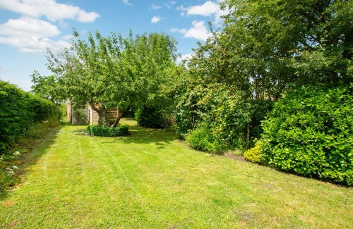 Melton Constable House | The Drift - Three Bedroom House, Sleeps 5