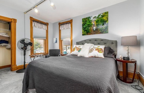 Downtown Dubuque House | The Dubuque House - Historic Downtown Location!