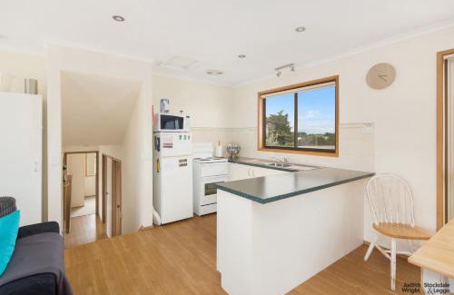 Surf Beach House | The Dunes on Glen