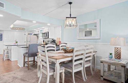 Port Aransas Condo | THE DUNES: PORT ARANSAS, Tx - BEACH CONDO WITH SHIP/OCEAN VIEWnnWINTER TEXANS!