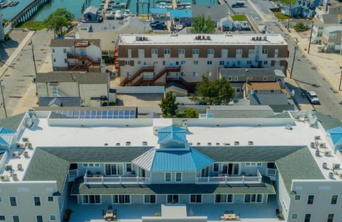 Townsend's Inlet Condo | The Dunes Sleeps 10