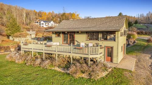 Ellicottville Villa | The Eagles Nest Couples Escape