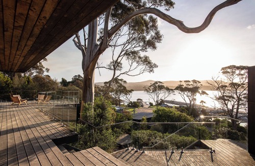Binalong Bay House | The Edge - an architecturally designed home with breathtaking views