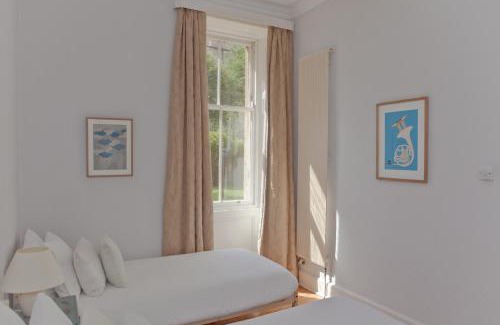 Marchmont Apartment | The Edinburgh Address - Classic Marchmont Charm