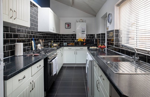 Newbiggin-by-the-Sea House | The Elderton, Newbiggin by the Sea, Northumberland. 3 minutes walk to the beach
