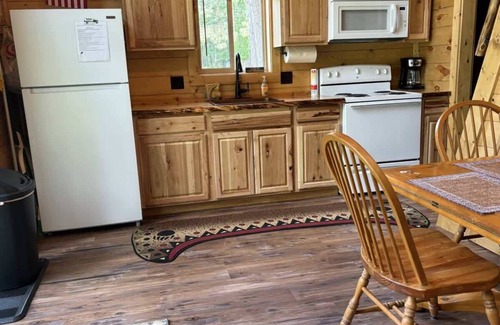 Clam Lake House | The Elk Inn - Lower Clam Lake