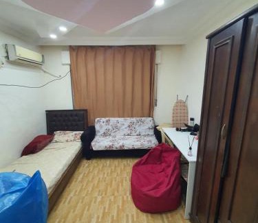 Al Jubeiha Apartment | The Engineer Studio Apartment