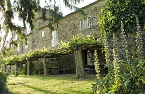 Andeade Cottage | The Pazo de Andeade, was founded at the beginning of the 18th century.