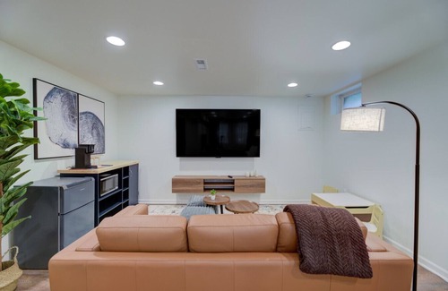 Wauwatosa House | The Eucalyptus | A 4 bedroom Retreat