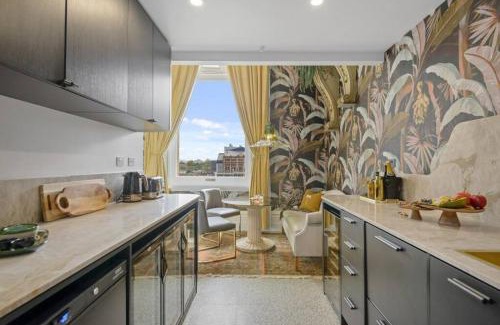 Christchurch City Centre Apartment | The Eve Apartment - OGB Suite