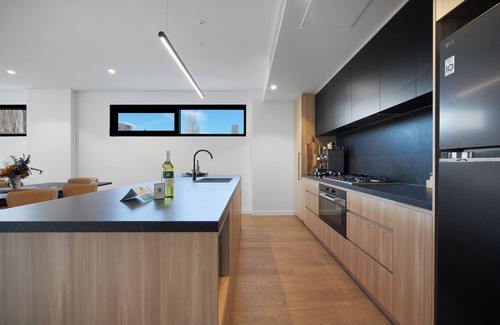 Port Melbourne Apartment | The Evelyn Coco Republic by Ready Set Stay