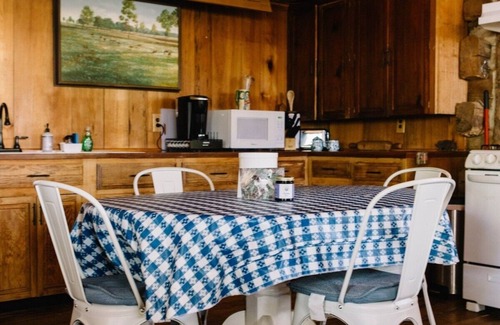 Tallahassee Cabin | The Fabulous Governors Cabin