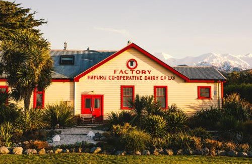 Hapuku Villa | The Factory Luxury Accomodation