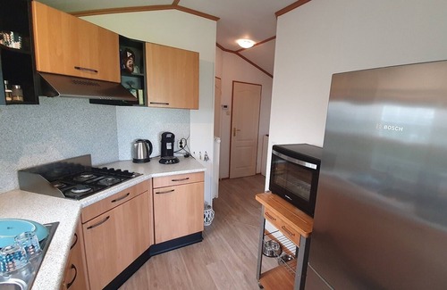 Lathum Ski Chalet | The family-friendly chalet by the lake in the park "De Veerstal"