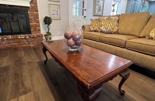 South Tulsa House | The Farm centrally located close to Hwy access