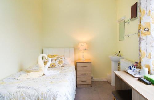 Plymouth House | The Firs Bed and Breakfast
