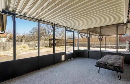South Tulsa House | The Flag House: Updated and Central to Everything