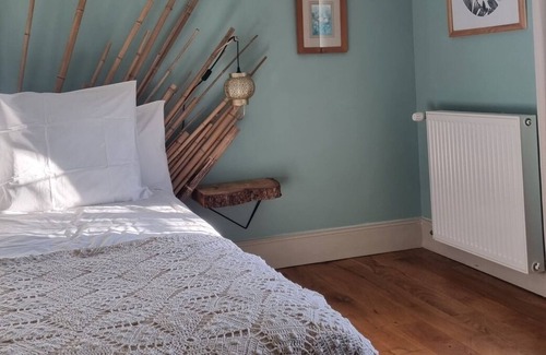 Bruniquel Bed & Breakfast | The Flask of the Lock