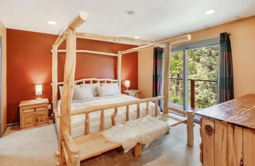 Morrison House | The Four Pines Near to Red Rocks And Morrison