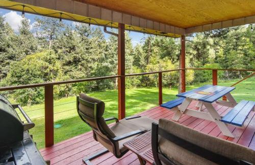 Morrison House | The Four Pines Near to Red Rocks And Morrison