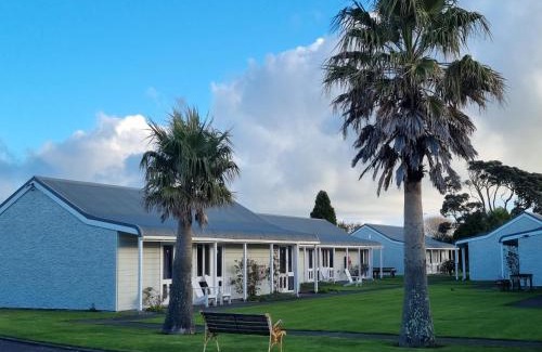 Hawera Hotel | The Furlong