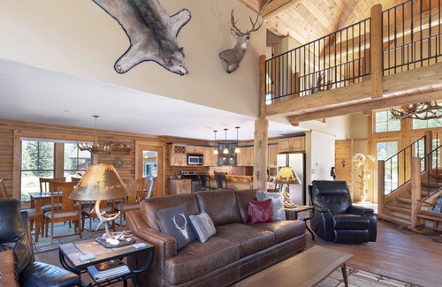 Gallatin Gateway Cabin | The Gallatin River Retreat in Big Sky