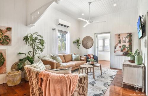 Bungalow Apartment | The Gallery